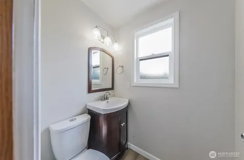 13108 107th Avenue Ct E Puyallup WA 98374