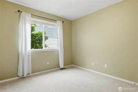 206 202nd Street SE Bothell WA 98012