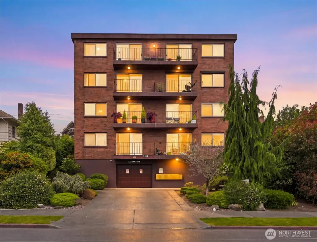 2619 Rucker Avenue Everett WA 98201