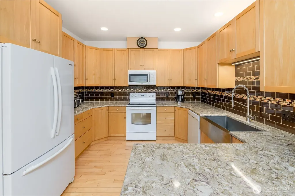 91 Stone Farm Road Sequim WA 98382