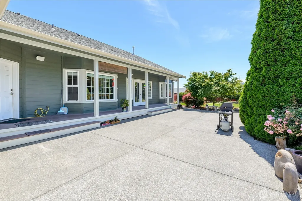 91 Stone Farm Road Sequim WA 98382