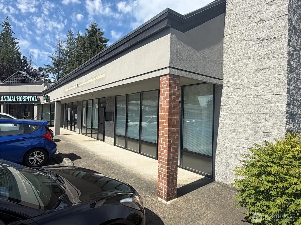 17640 1st Avenue S Burien WA 98148