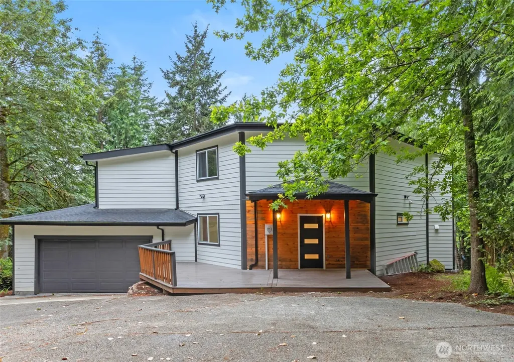 10953 N Madison Avenue NE Bainbridge Island WA 98110