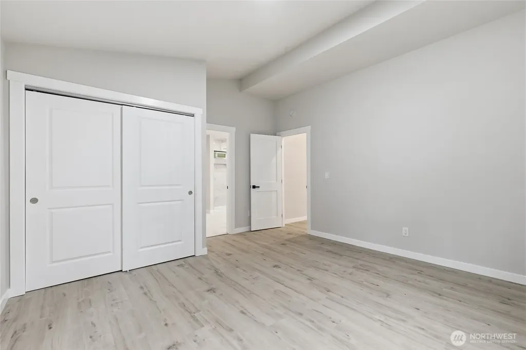 10953 N Madison Avenue NE Bainbridge Island WA 98110