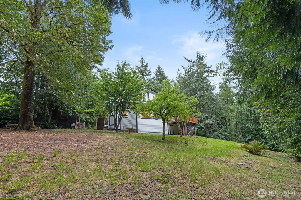 10953 N Madison Avenue NE Bainbridge Island WA 98110