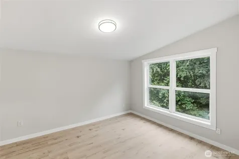 10953 N Madison Avenue NE Bainbridge Island WA 98110