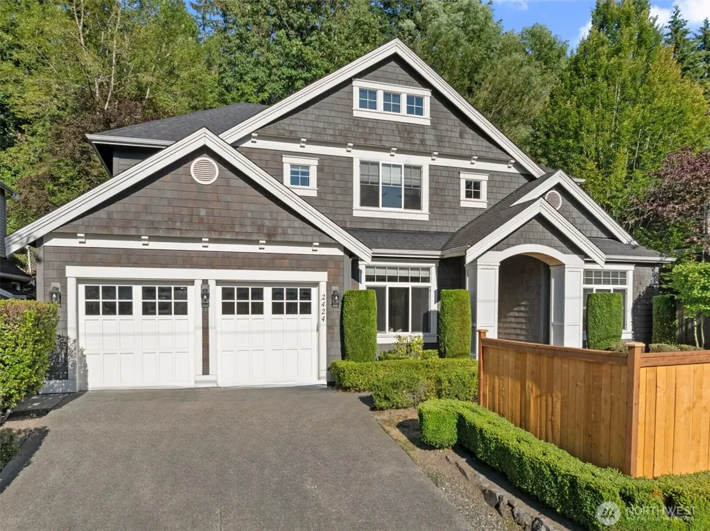 2424 108th Avenue NE Bellevue WA 98004