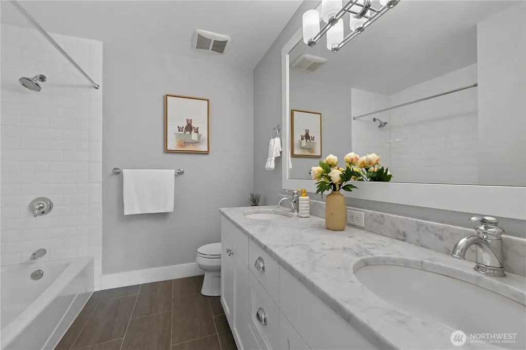 2424 108th Avenue NE Bellevue WA 98004