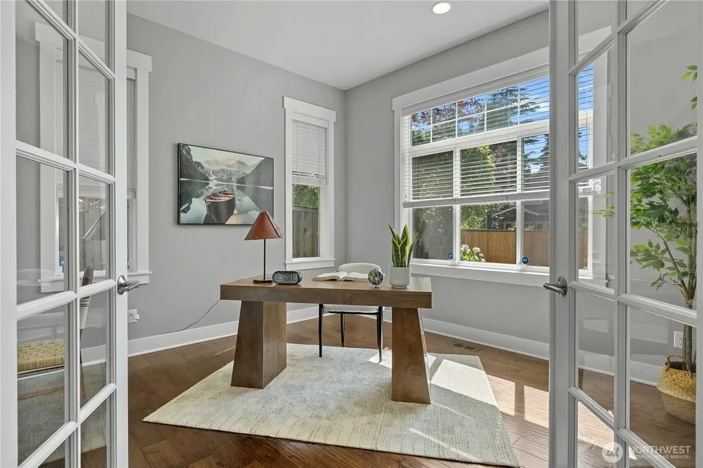 2424 108th Avenue NE Bellevue WA 98004