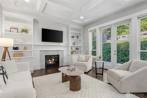 2424 108th Avenue NE Bellevue WA 98004