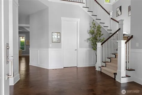 2424 108th Avenue NE Bellevue WA 98004