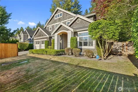 2424 108th Avenue NE Bellevue WA 98004