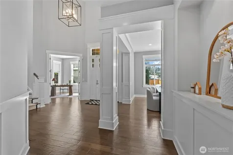 2424 108th Avenue NE Bellevue WA 98004