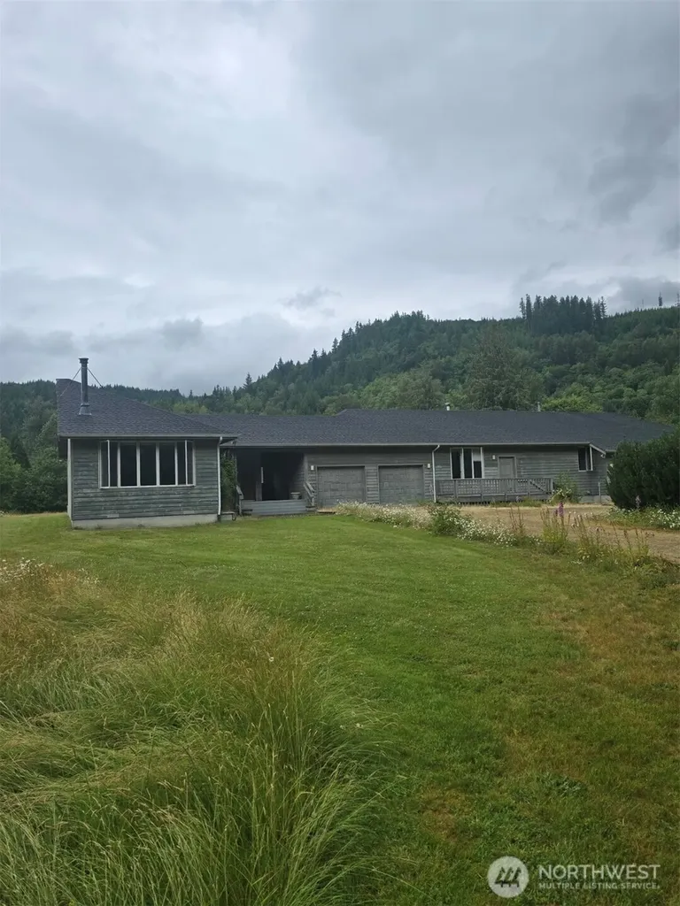 Arlington WA, 24215 530