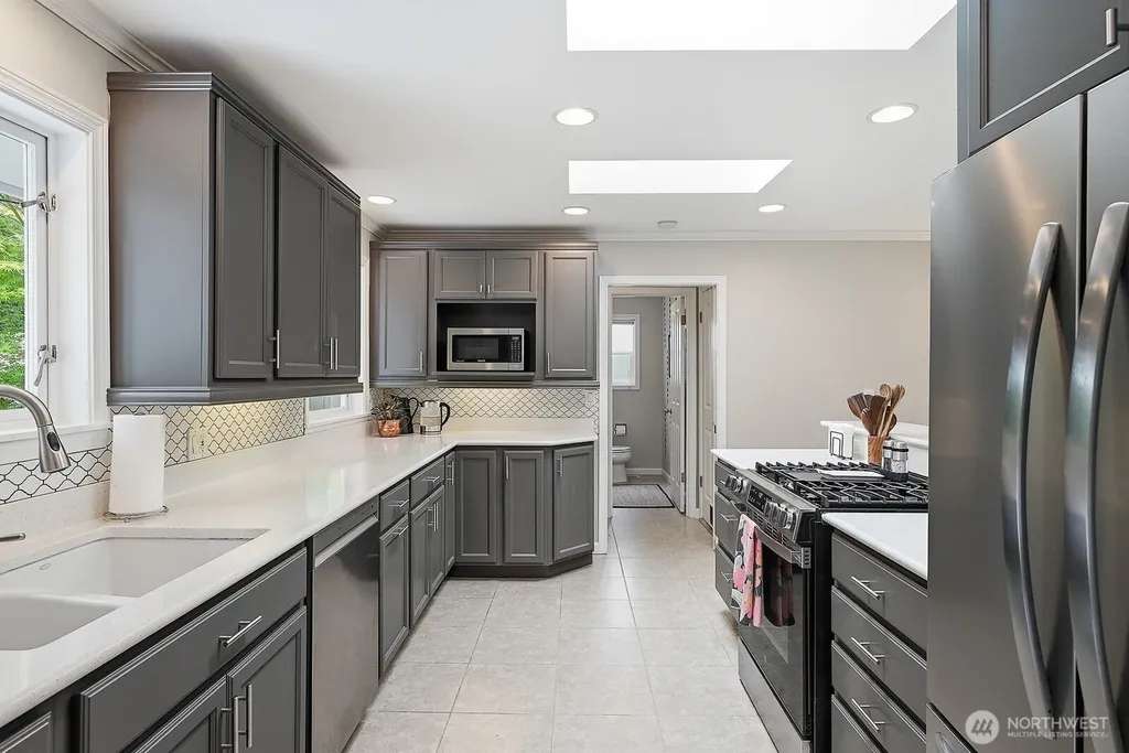 1829 NW 201st Street Shoreline WA 98177