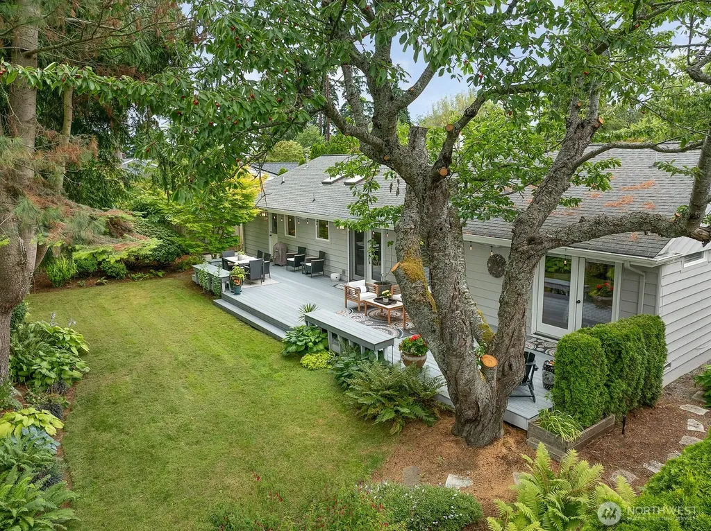 1829 NW 201st Street Shoreline WA 98177