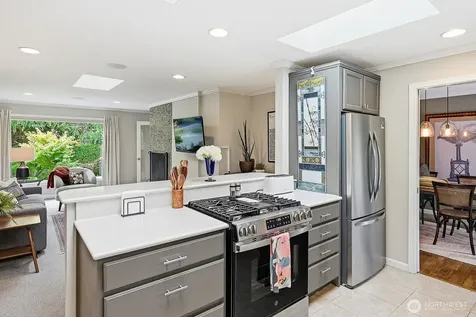 1829 NW 201st Street Shoreline WA 98177