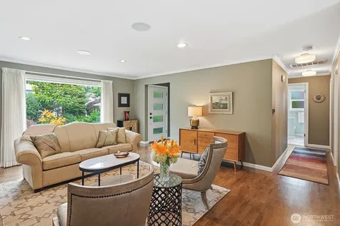 1829 NW 201st Street Shoreline WA 98177
