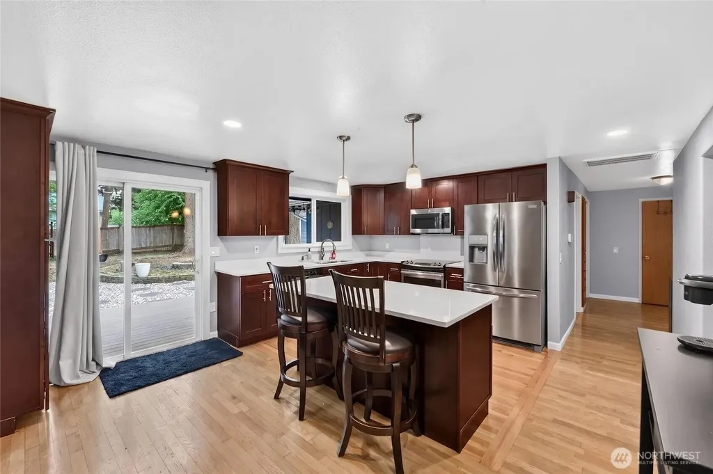 14401 106th Avenue Ct E Puyallup WA 98374