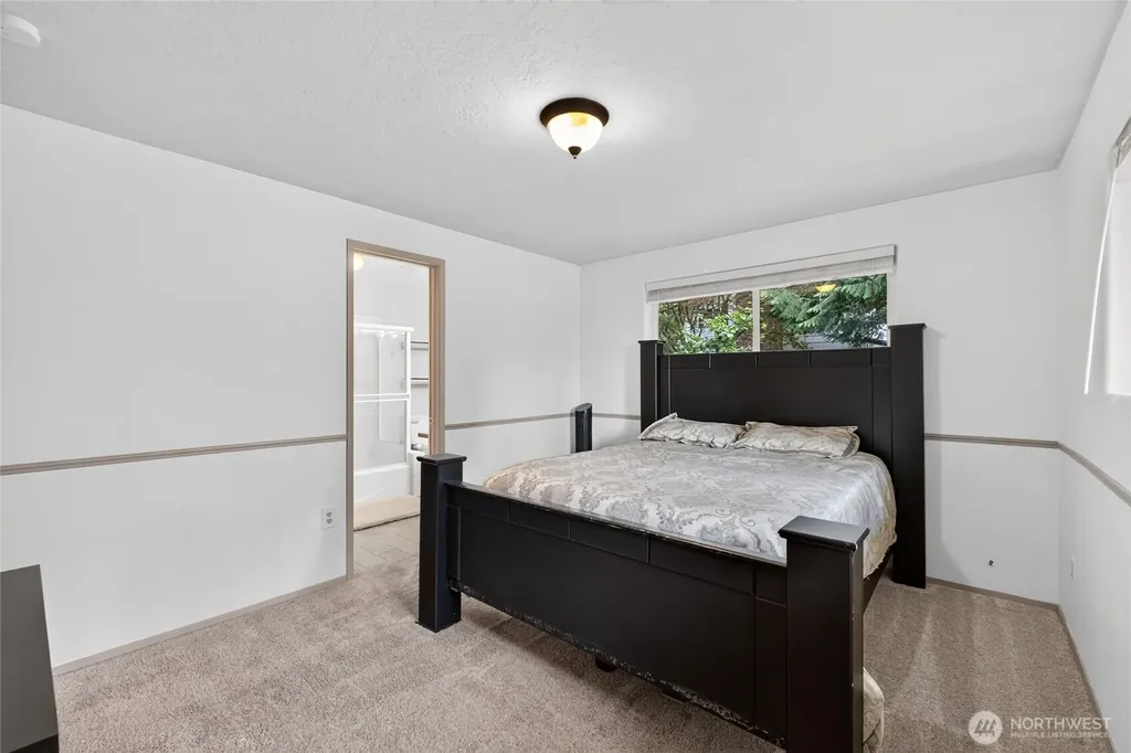 14401 106th Avenue Ct E Puyallup WA 98374