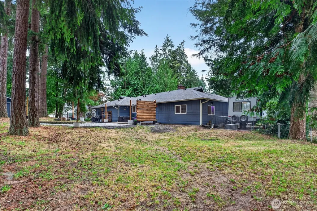 14401 106th Avenue Ct E Puyallup WA 98374