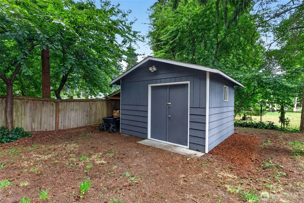 14401 106th Avenue Ct E Puyallup WA 98374