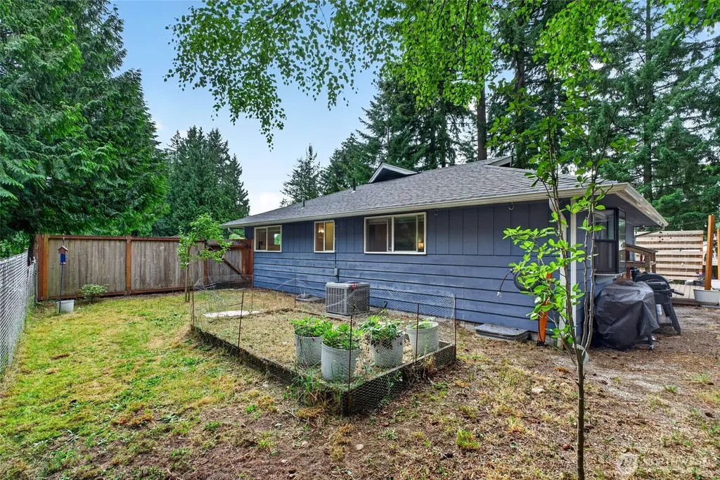 14401 106th Avenue Ct E Puyallup WA 98374