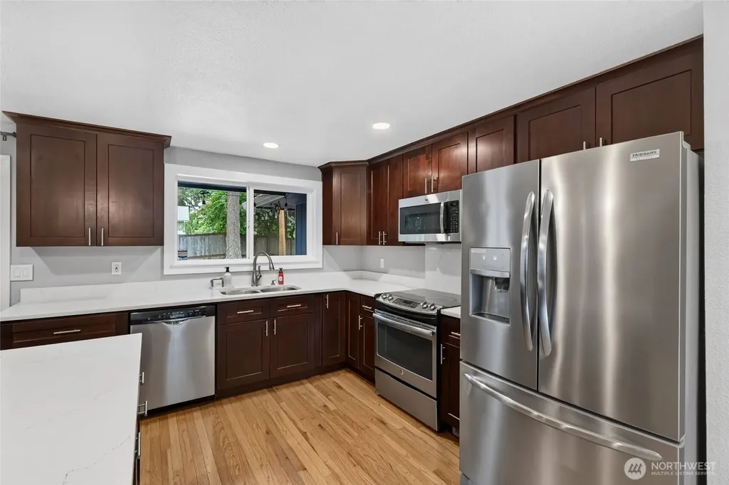 14401 106th Avenue Ct E Puyallup WA 98374