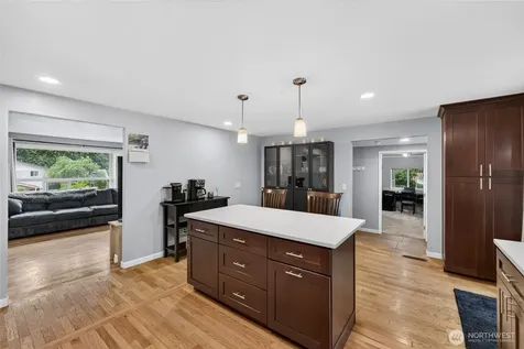 14401 106th Avenue Ct E Puyallup WA 98374