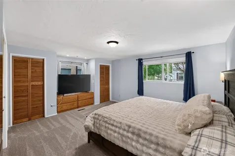 14401 106th Avenue Ct E Puyallup WA 98374