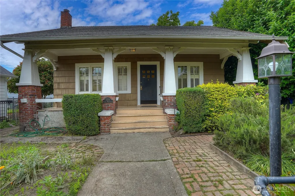 2214 N Washington Street Tacoma WA 98406