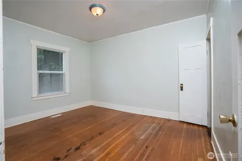 2214 N Washington Street Tacoma WA 98406