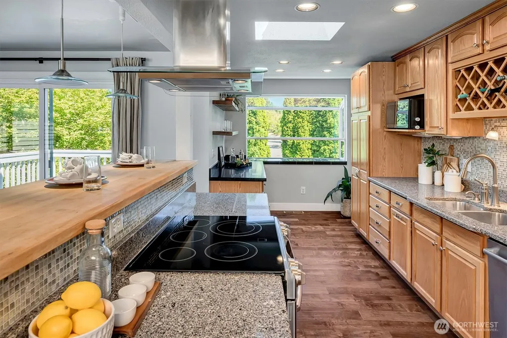 11918 NE 159th Street Bothell WA 98011
