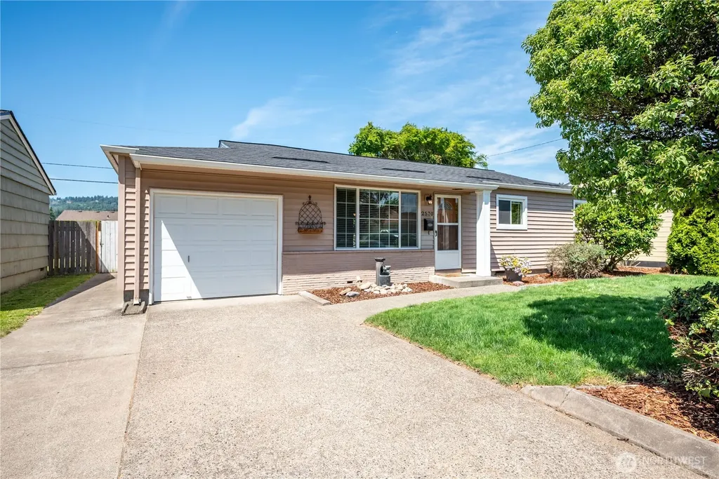 2570 Taylor Avenue Longview WA 98632