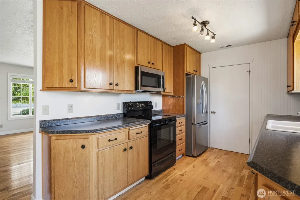 2570 Taylor Avenue Longview WA 98632