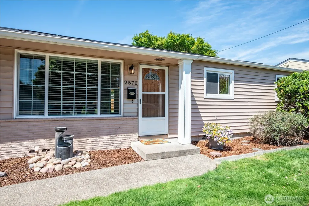 2570 Taylor Avenue Longview WA 98632