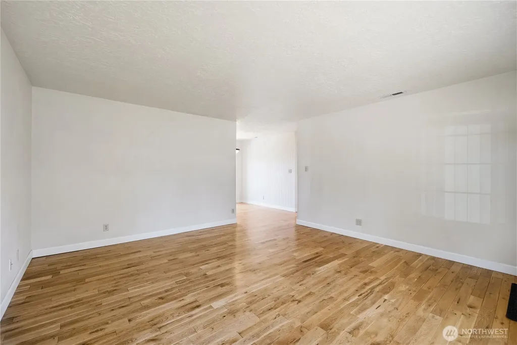 2570 Taylor Avenue Longview WA 98632