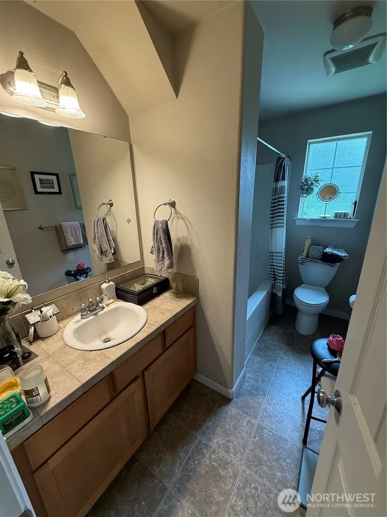 5146 Evan Court SE Auburn WA 98092