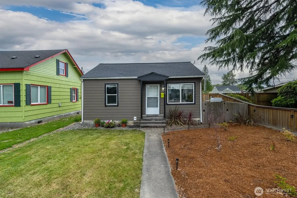 265 28th Avenue Longview WA 98632