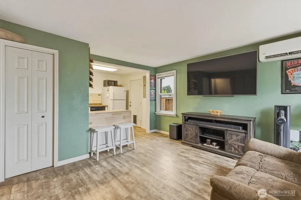 265 28th Avenue Longview WA 98632