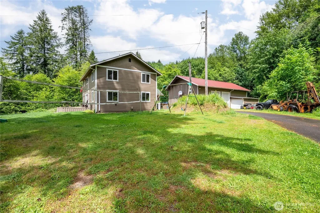 1430 Hazel Dell Castle Rock WA 98611