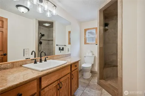 1430 Hazel Dell Castle Rock WA 98611