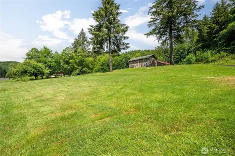 1430 Hazel Dell Castle Rock WA 98611
