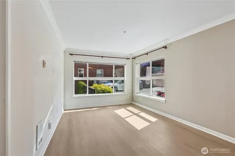 621 5th Avenue N Seattle WA 98109