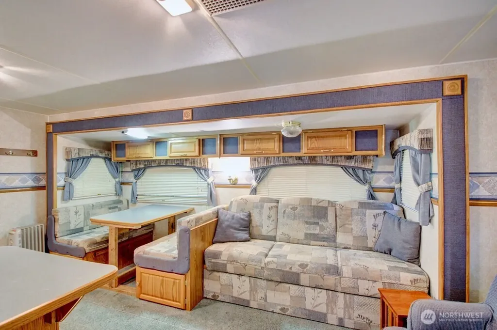 290 Schinn Canyon Drive Deming WA 98244