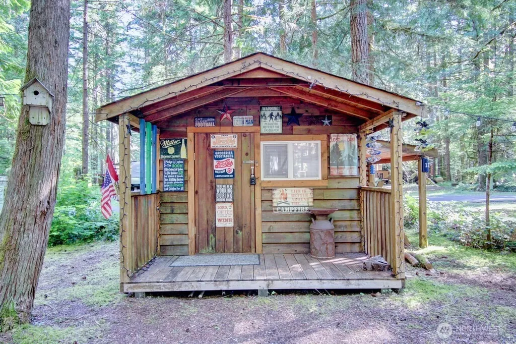 290 Schinn Canyon Drive Deming WA 98244
