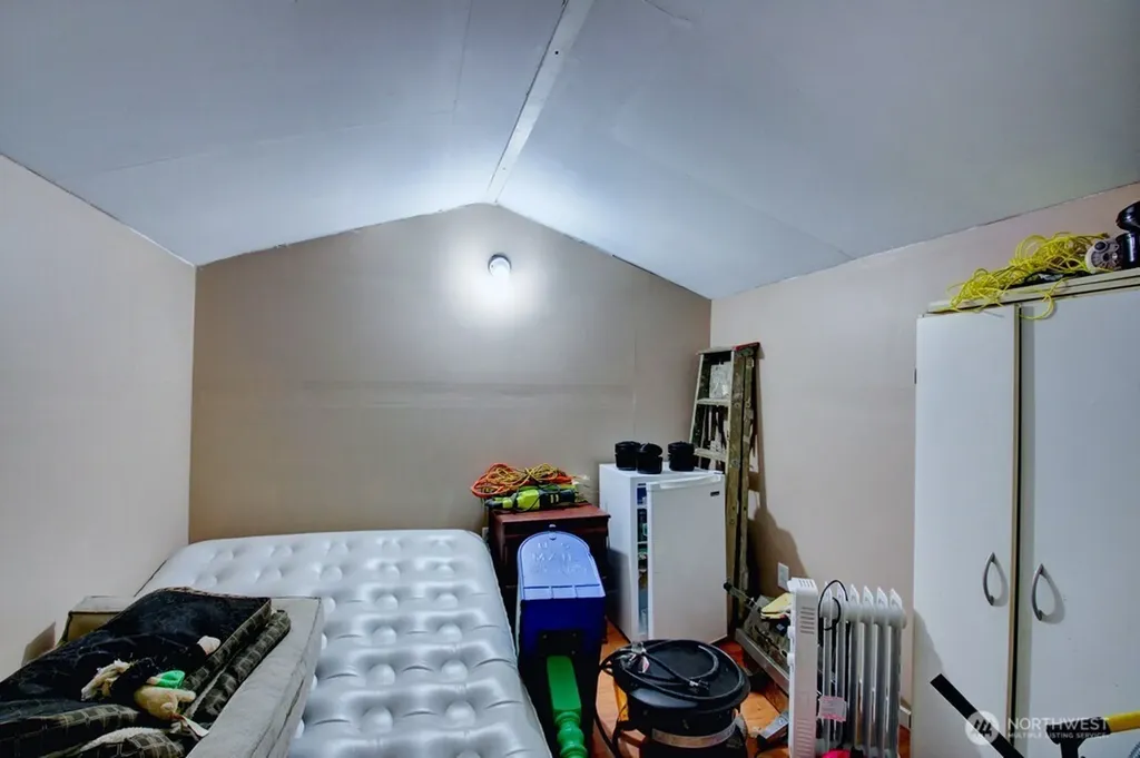 290 Schinn Canyon Drive Deming WA 98244