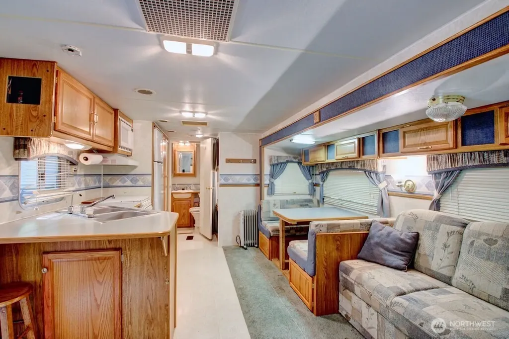 290 Schinn Canyon Drive Deming WA 98244