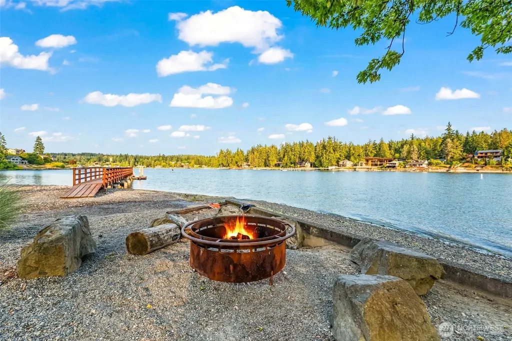 54 Raft Island Drive NW Gig Harbor WA 98335