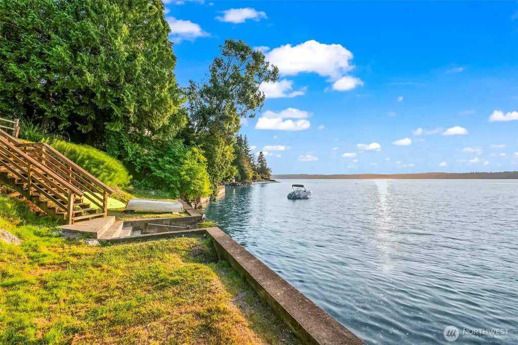 54 Raft Island Drive NW Gig Harbor WA 98335
